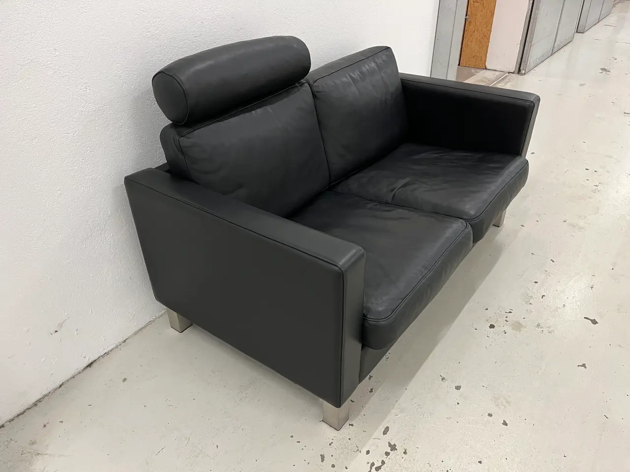 Billede 7 - Mogens Hansen MH321 2 Pers.Sofa i sort premium .