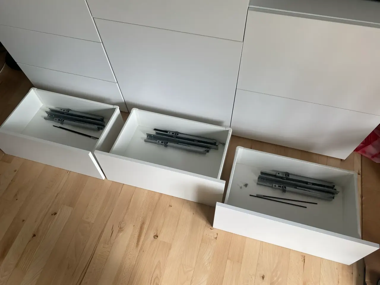 Billede 2 - 3 Ikea Bestå skuffer