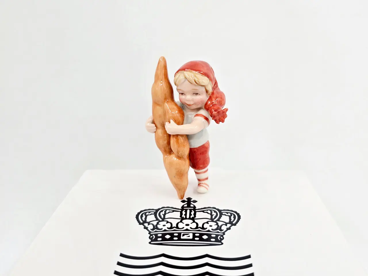 Billede 1 - Royal Copenhagen Pixie Nisse Med Klejne nr. 181. Sortering 1