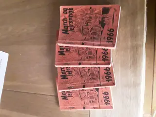 Sangbøger 4 stk