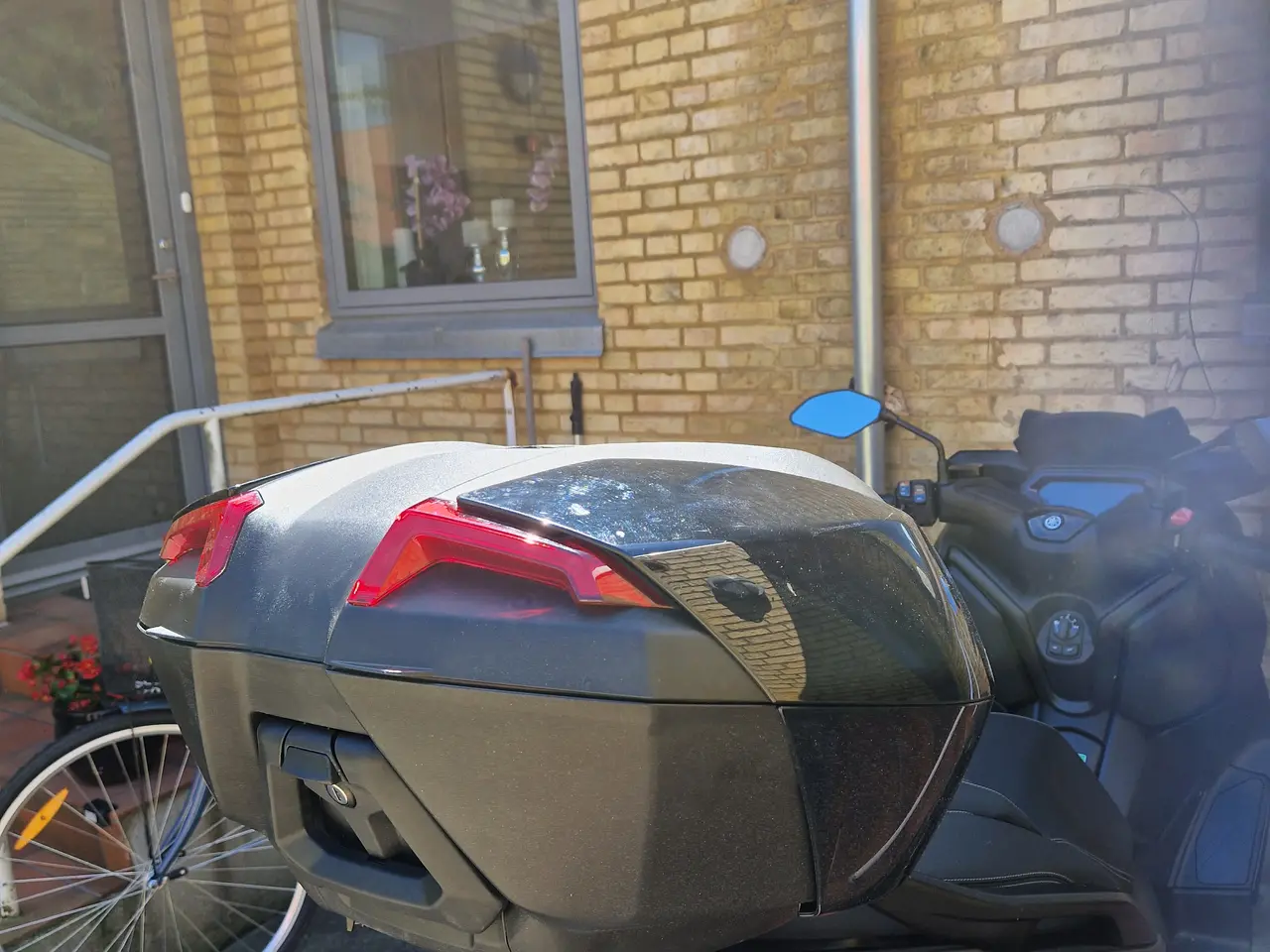 Billede 2 - x-max 300