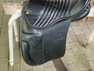 Islænder sadel 17 tommer med tilbehør. 
