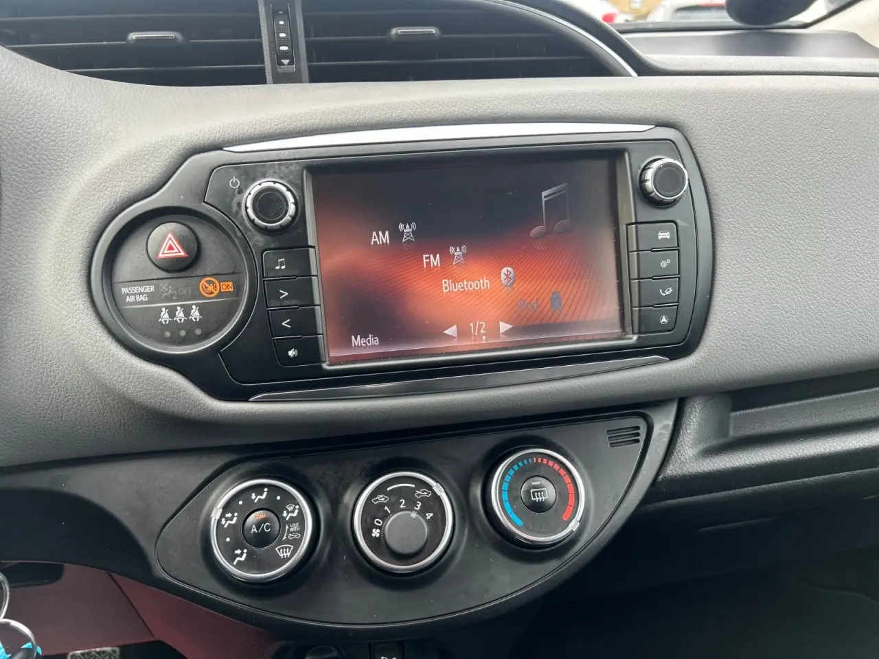 Billede 10 - Toyota Yaris 1,3 VVT-i T2 Limited