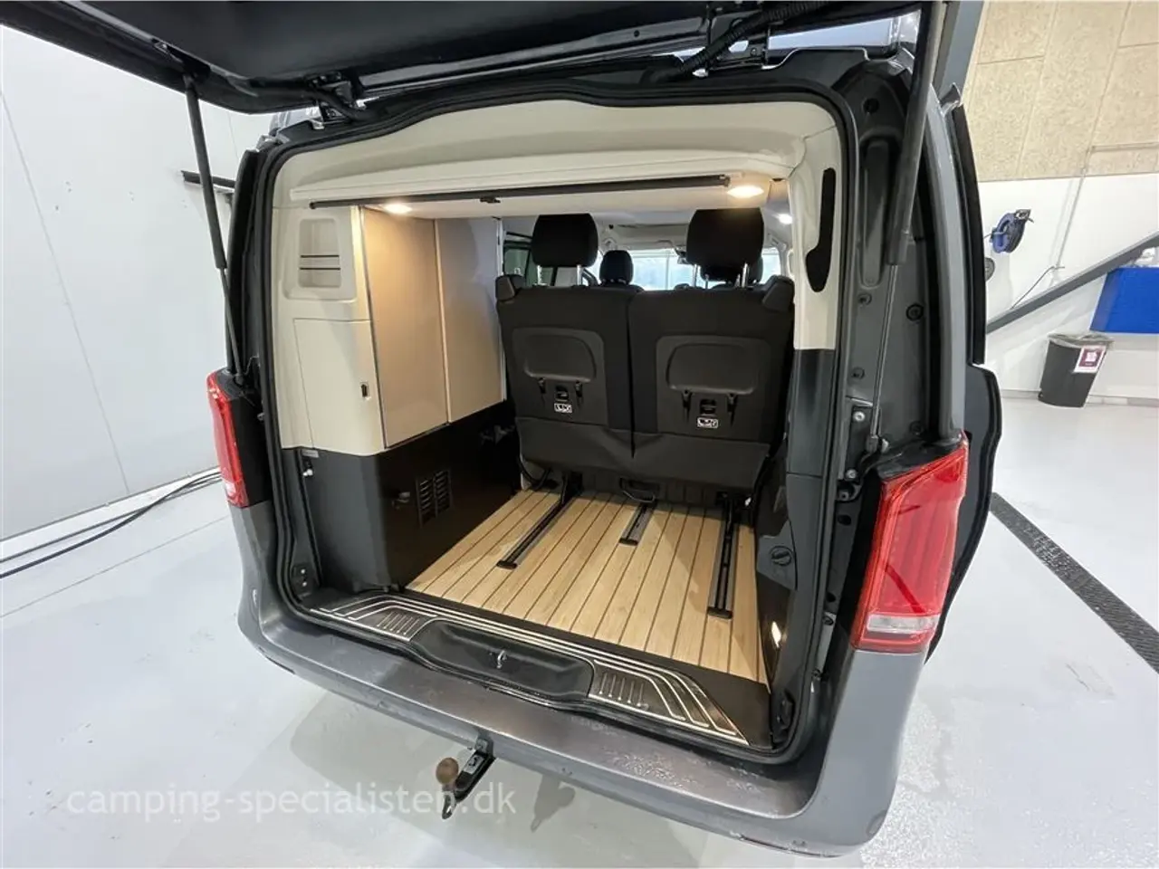 Billede 10 - 2021 - Mercedes Marcopolo / Viano V250D   Den populære Mercedes Marco Polo V250D fra 2021 - Kan nu opleves hos Camping-Specialisten i Silkeborg