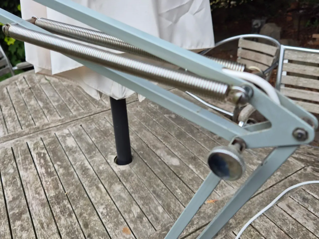Billede 8 - Grå Luxo arkitektlampe med bordfod