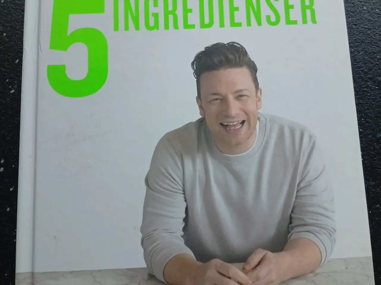 Billede 1 - Jamie Oliver kogebog 