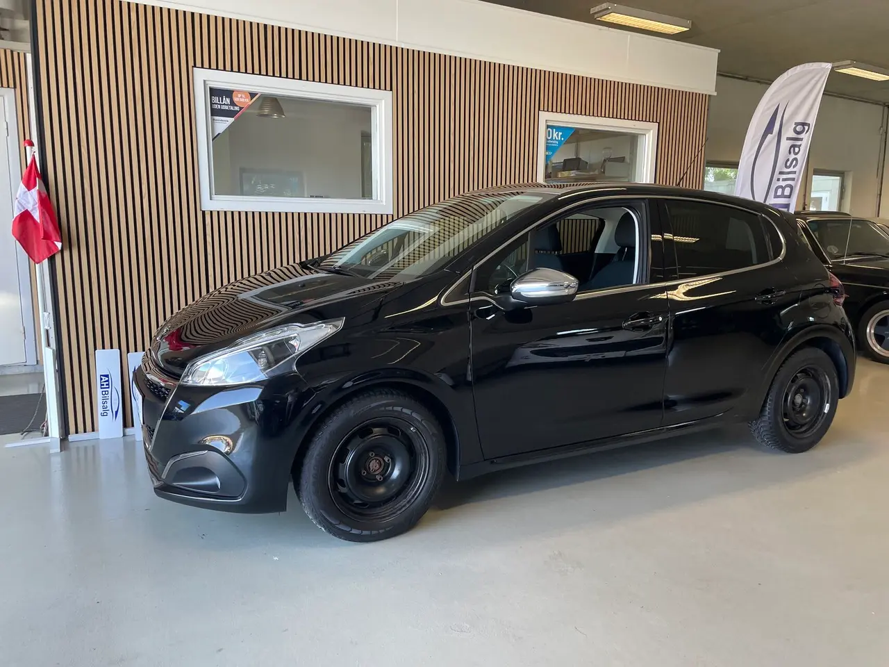Billede 2 - Peugeot 208 1,6 BlueHDi Allure 100HK 5d
