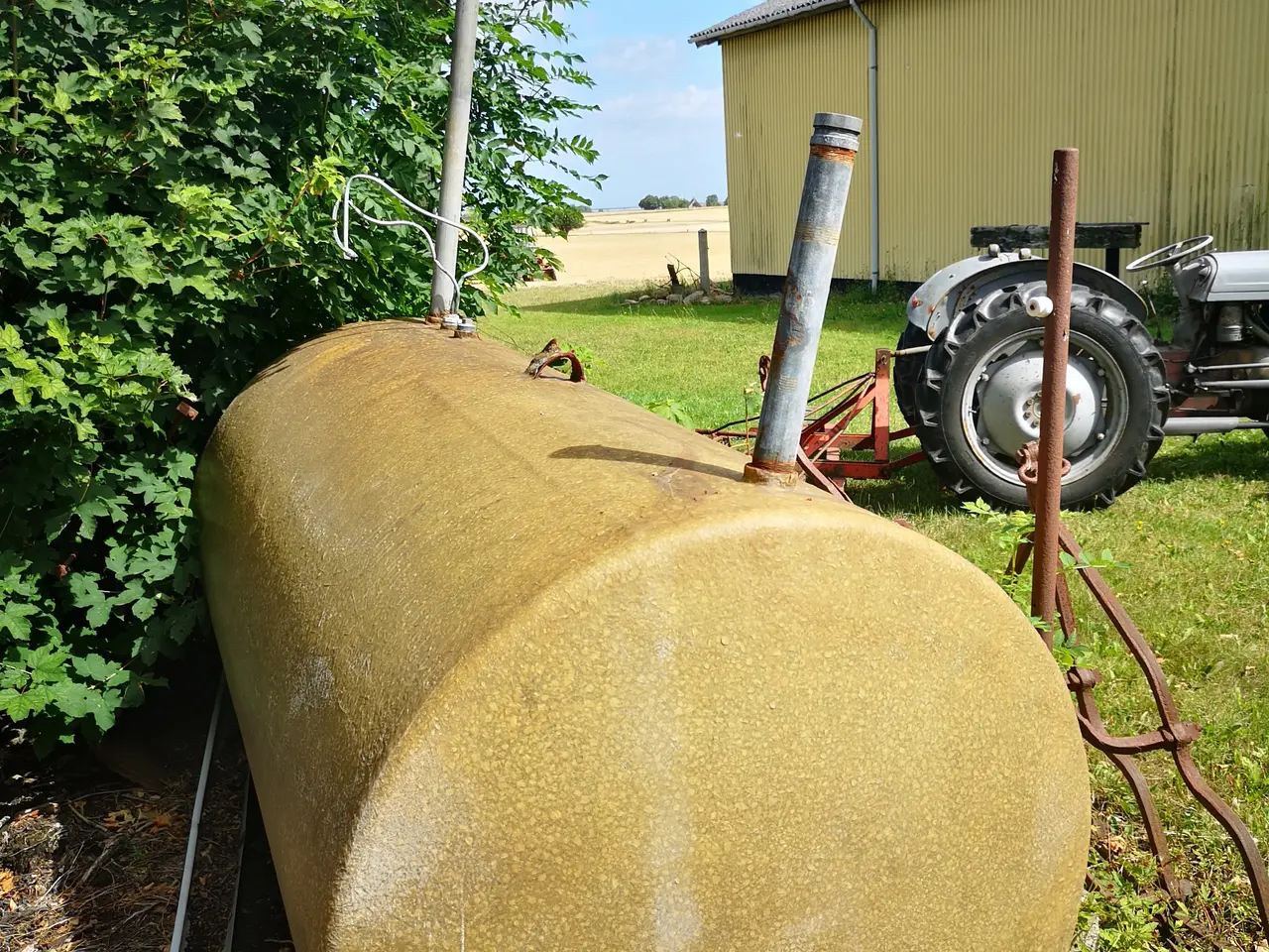 Billede 1 - Olietank i glasfiber 