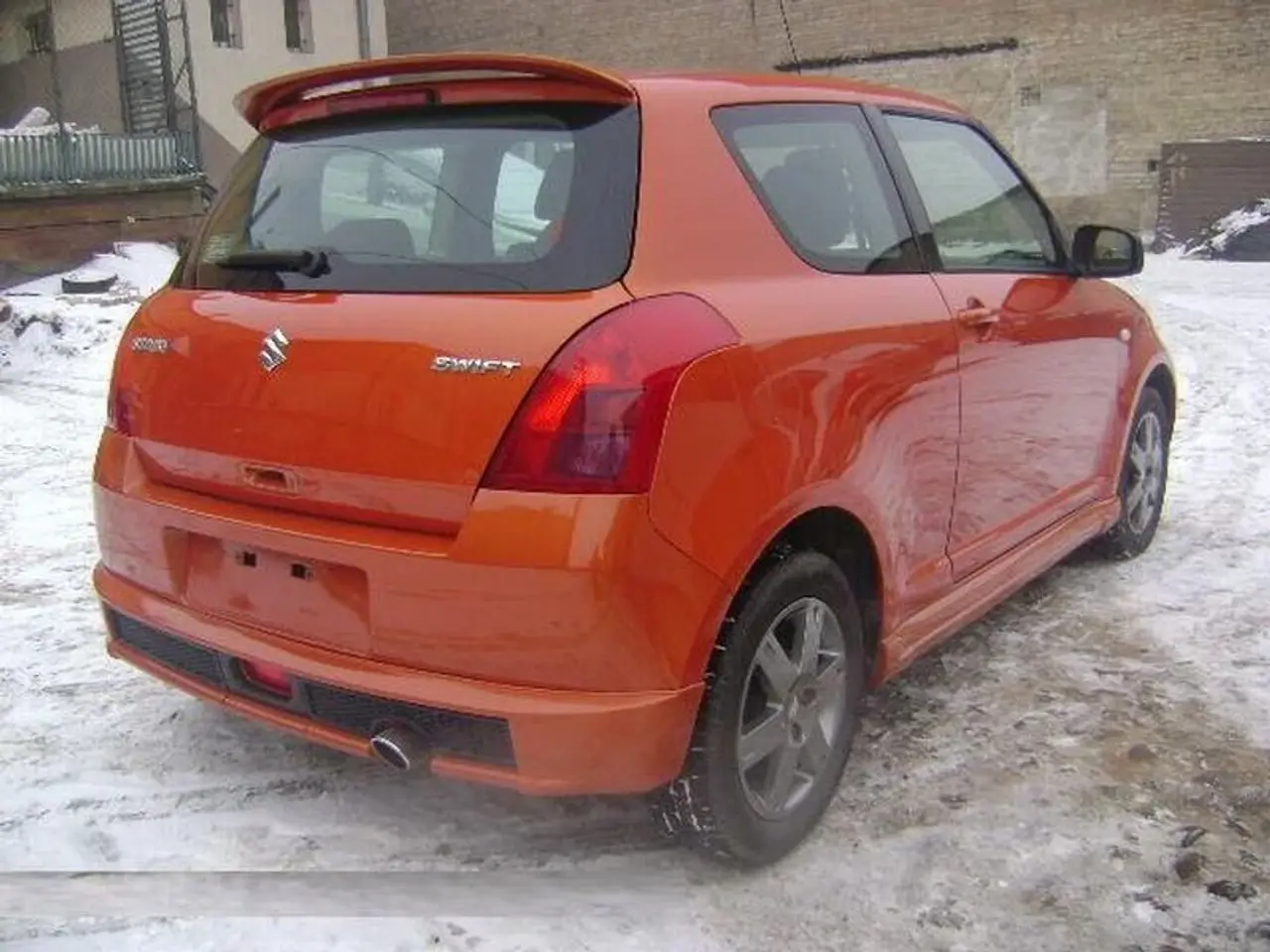 Billede 1 - Tagspoiler Suzuki Swift 2005-