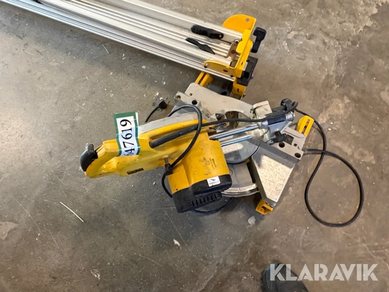 Billede 4 - Kap-/geringssav med udtræk. Dewalt DW700-XE