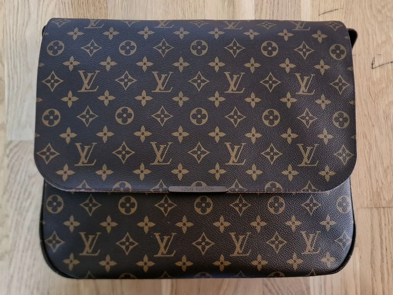 Billede 3 - Louis Vuitton Messenger GM "Beaubourg"
