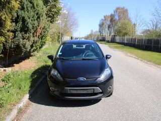 Ford Fiesta 1,25 60 Ambiente
