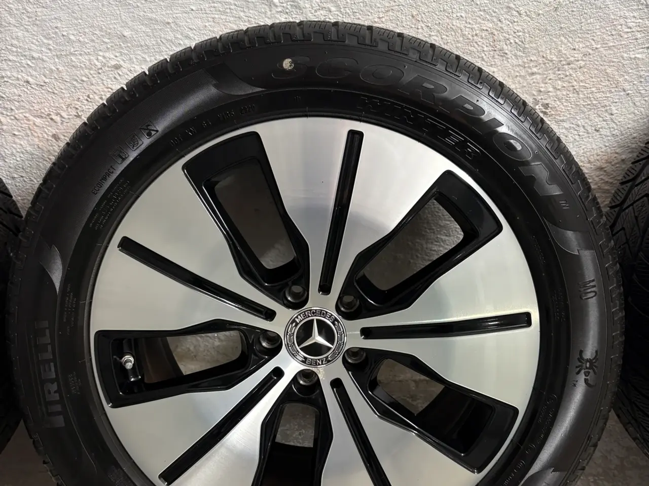 Billede 3 - 19” originale Mercedes EQC vinterhjul