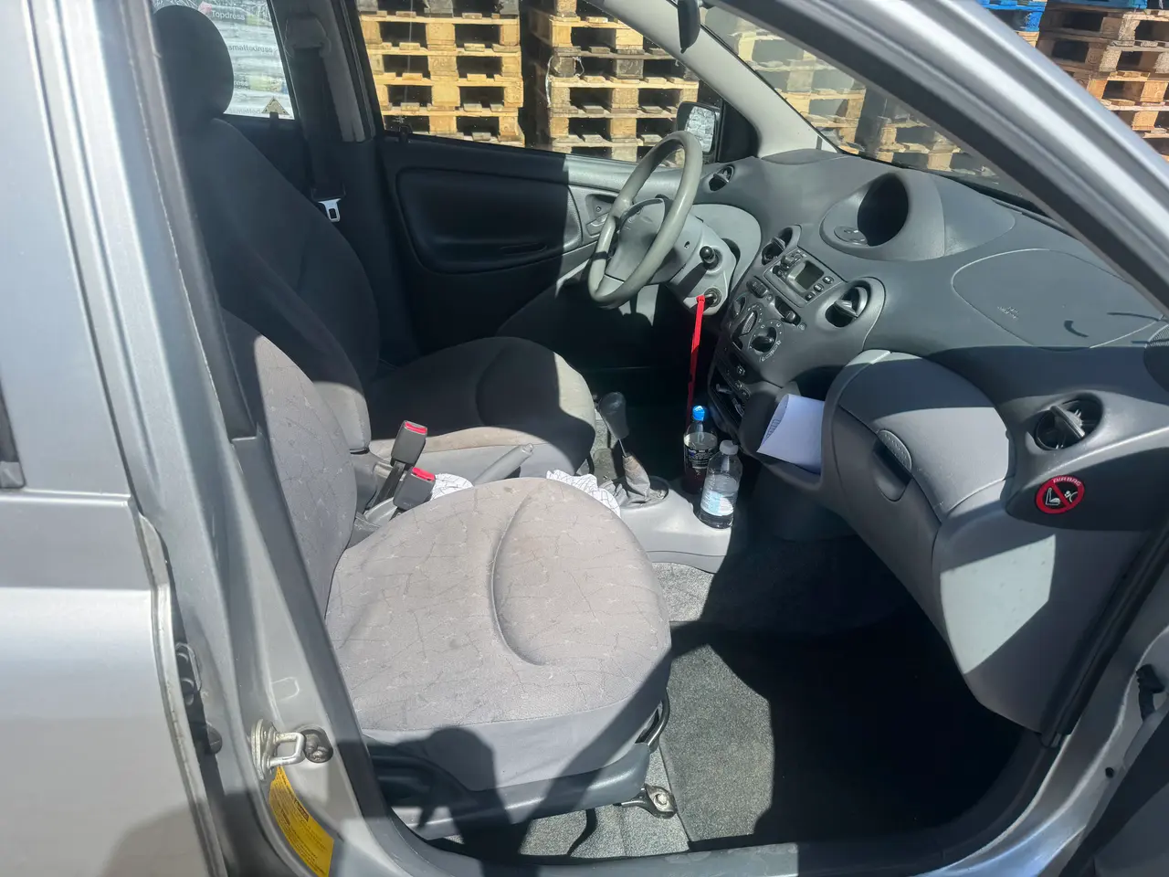 Billede 12 - Toyota Yaris 1,0 5dørs Nysynet Benzin