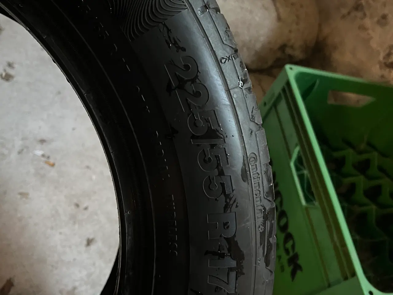 Billede 4 - Sommerdæk Continental 225/55 R 17 