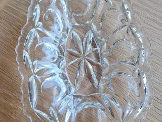 Ovalt glasfad