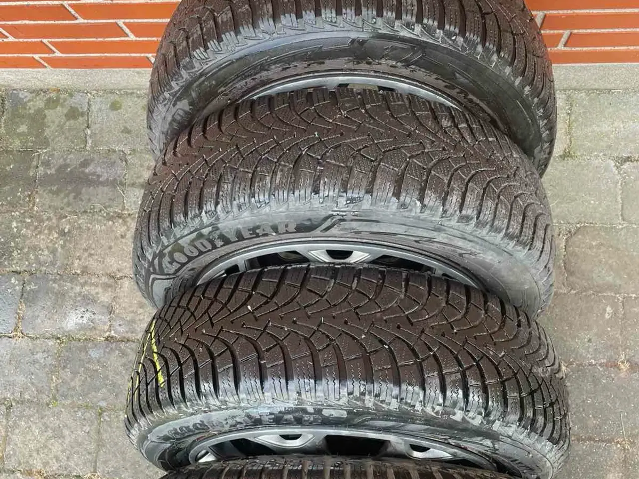 Billede 4 - 16 Originale VW,Skoda,Seat vinterhjul med gode dæk