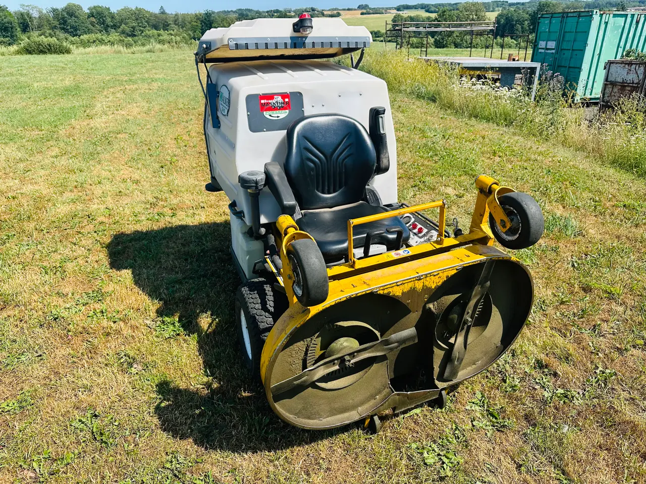 Billede 5 - Walker zero-turn klipper med opsamler