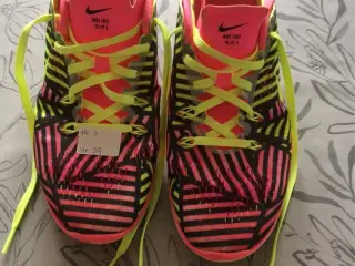 Nike 39