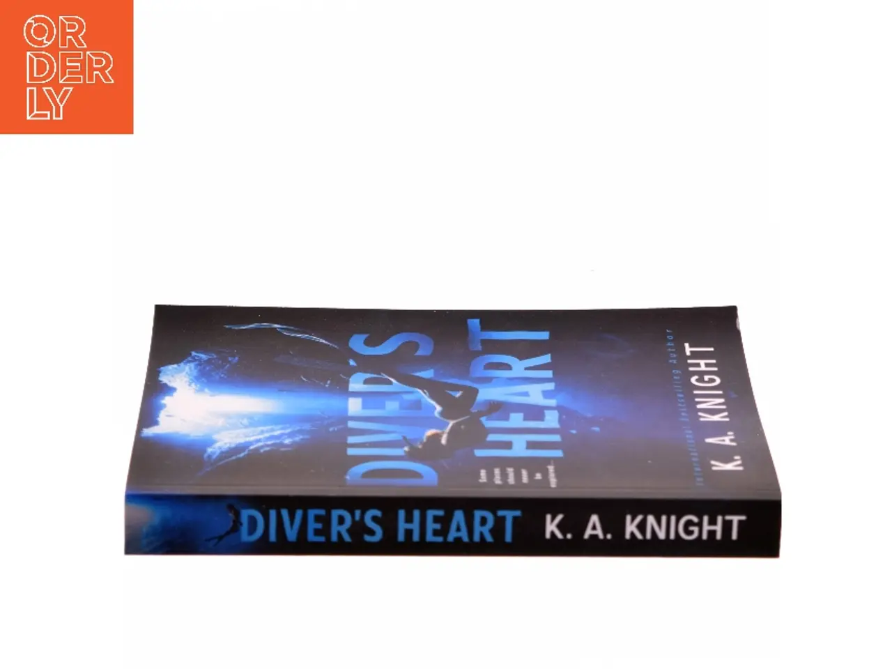 Billede 2 - Diver's Heart af K.A. Knight (Bog)