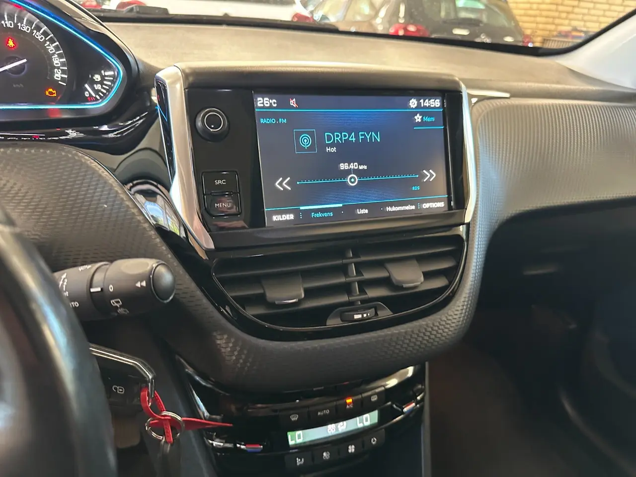 Billede 6 - Peugeot 2008 1,2 e-THP 110 Allure Sky