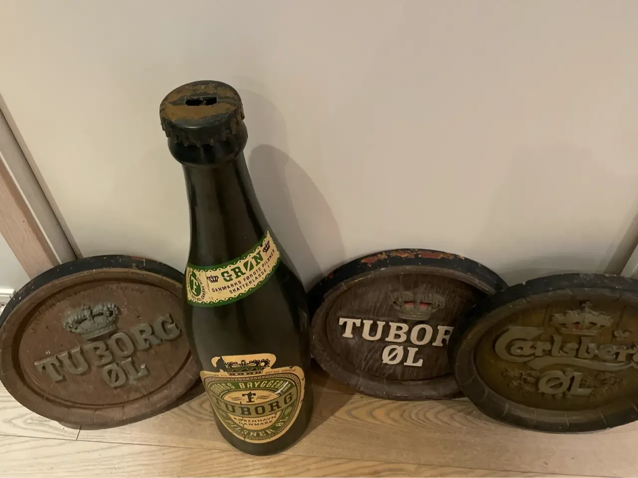 Billede 3 - Tuborg Flaske (80 cm) + 3 skilte 