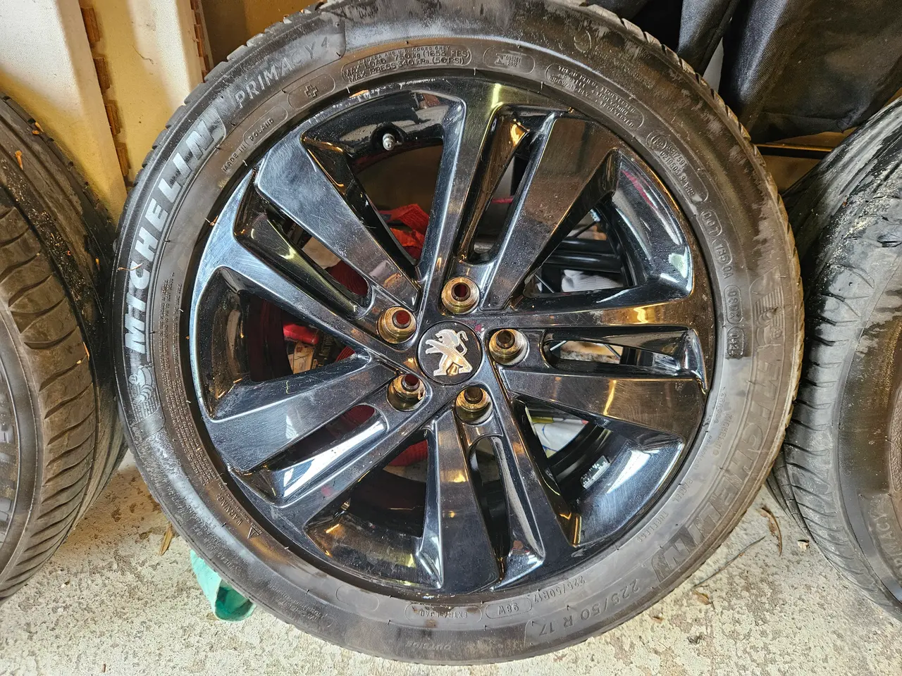 Billede 3 - Peugeot 17" originale alufælge med Michelin 225/50