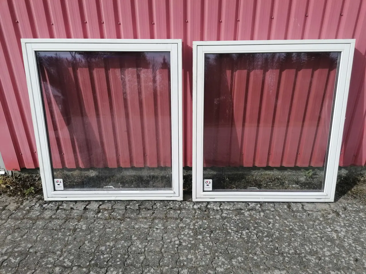 Billede 1 - Tophængte Vinduer BxH 118x130 cm Træ
