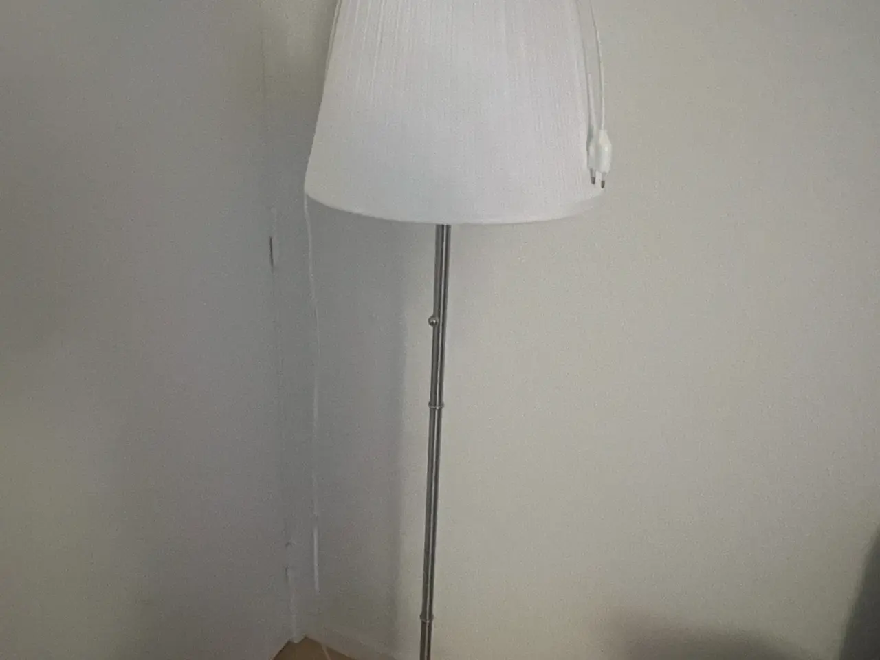 Billede 1 - Gulvlampe