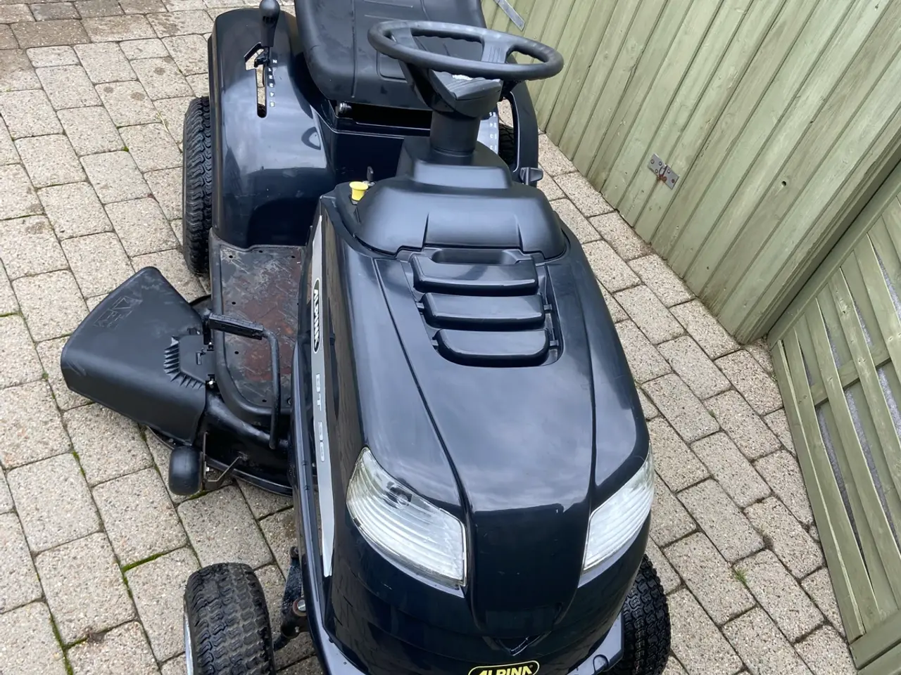 Billede 2 - Alpina BT 98 havetraktor/plæneklipper i sort med s