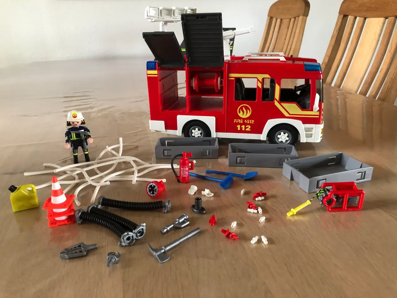 Billede 1 - Playmobil: Brandbil m/ lys og lyd (5363)