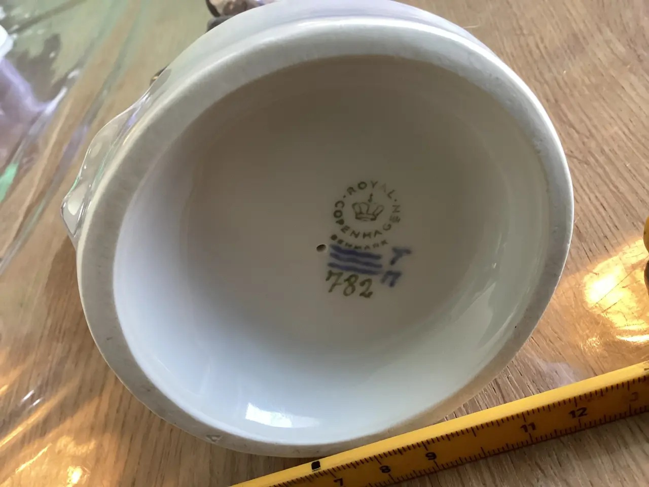 Billede 6 - Dreng med hund royal nr 702
