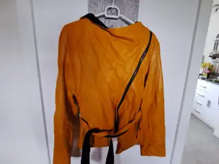 Lækker kalveskind jakke