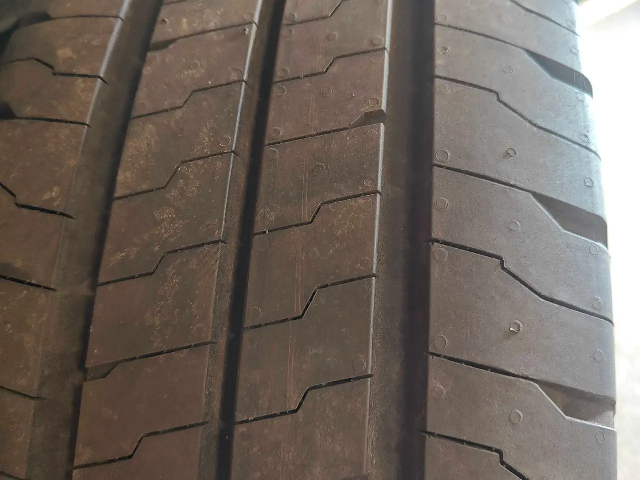 Billede 3 - Continental 225/75R16
