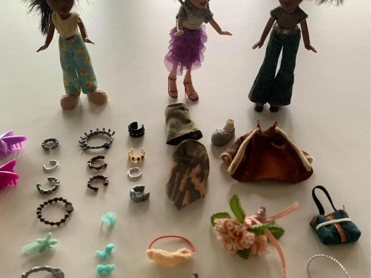 Billede 2 - Bratz mini dukker