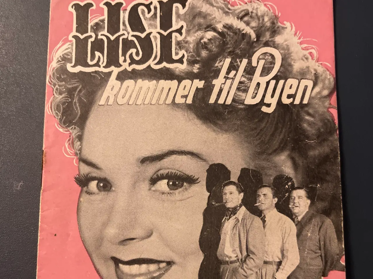 Billede 1 - Lise kommer til byen