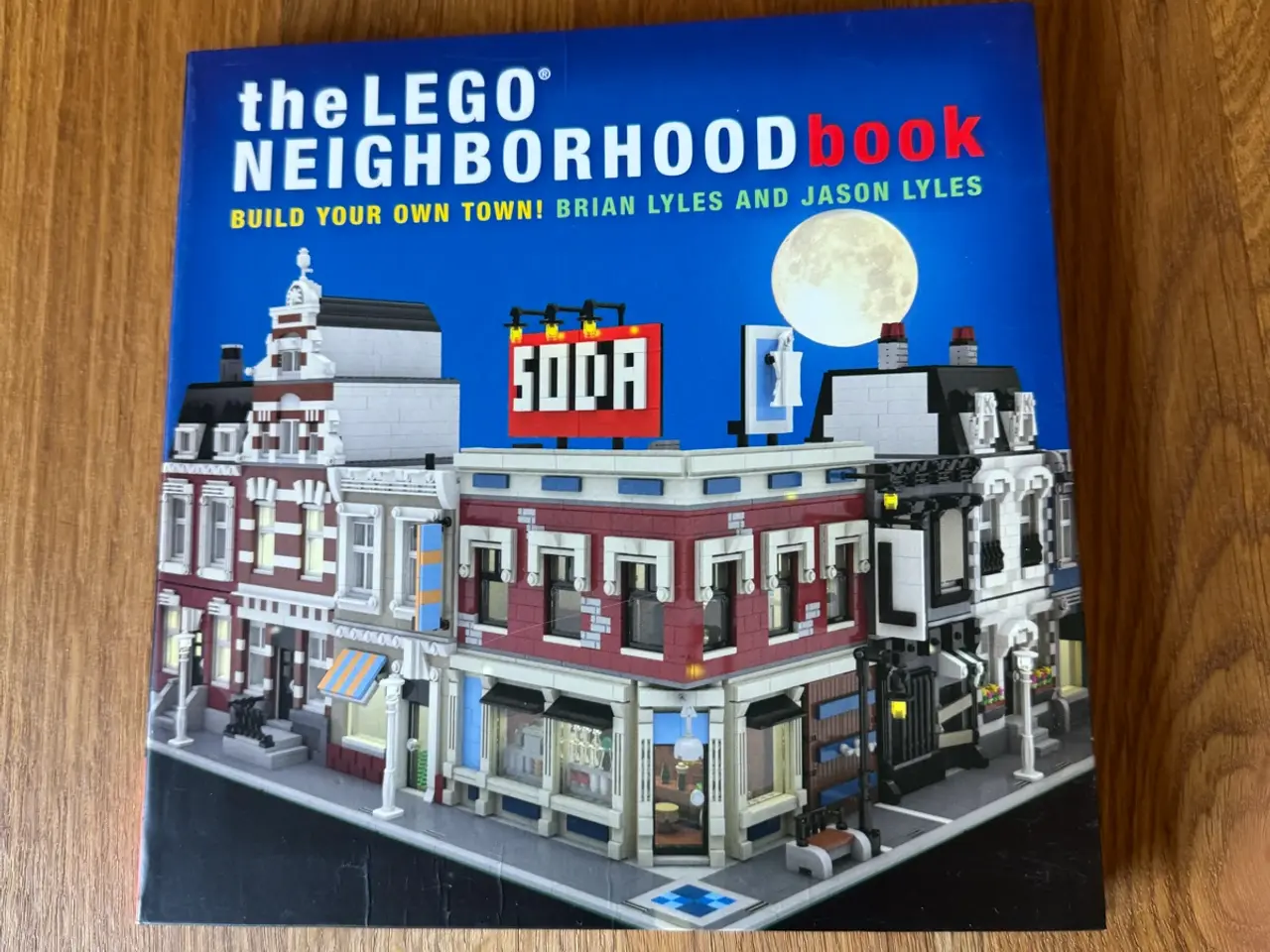 Billede 3 - 3 Lego bøger