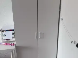 gaderobeskab fra jysk