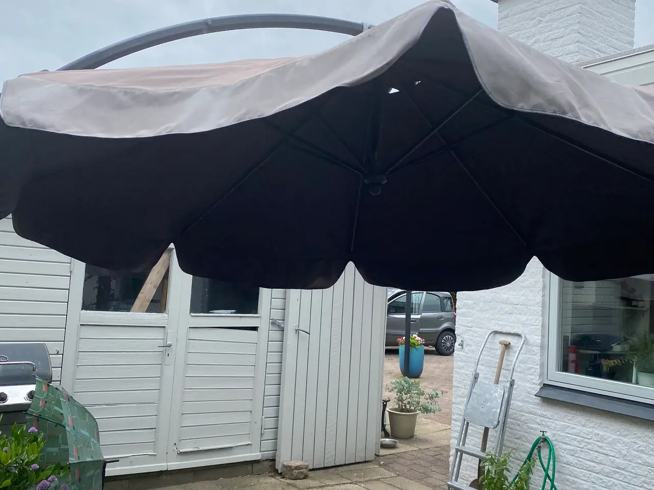Billede 4 - Stor parasol 