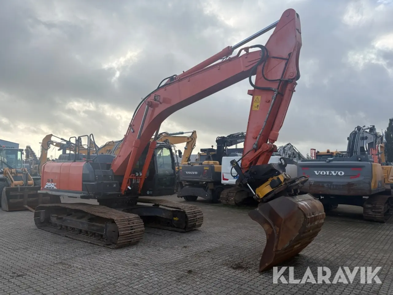 Billede 5 - Gravemaskine Hitachi ZX250LC-6 + Engcon, GPS & skovl