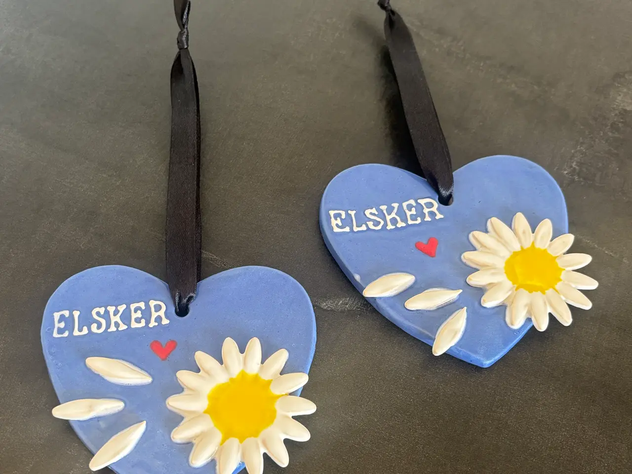 Billede 4 - Elsker hjerte håndlavet i keramik.