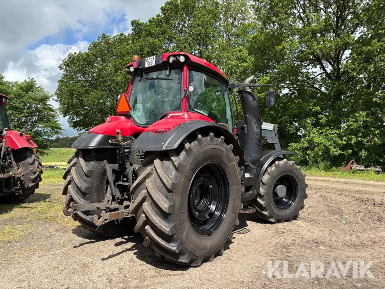 Billede 5 - Traktor Valtra T194 med frontlæsser