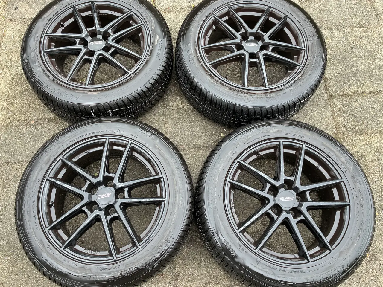 Billede 1 - 4 stk Hankook vinterdæk 225/55R17 ANZIO fælge