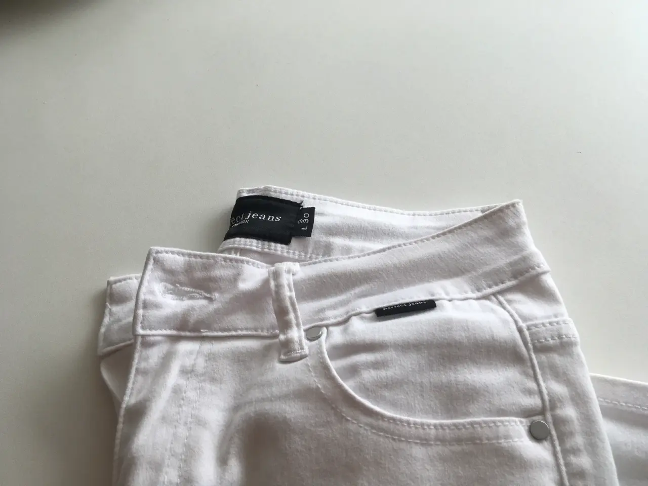 Billede 2 - Perfect Jeans Hvide str S/30