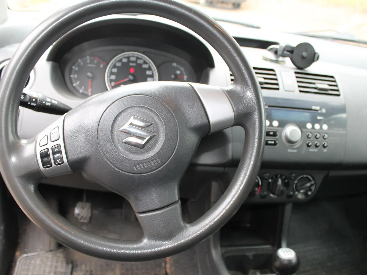 Billede 10 - Suzuki Swift 1,5 GL 102HK 5d