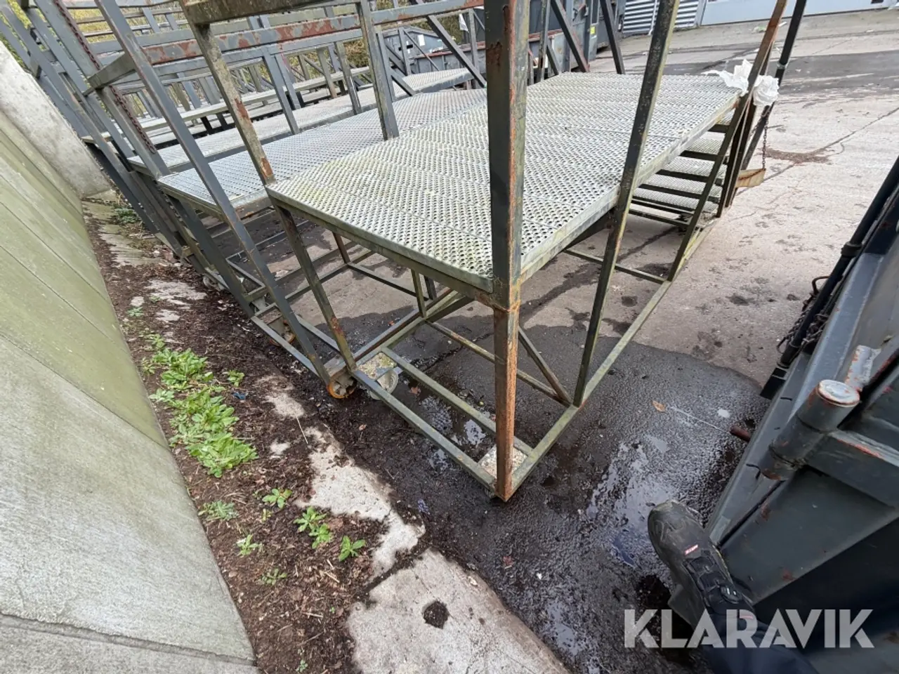 Billede 5 - Arbejdesplatform med trapper 1 styk