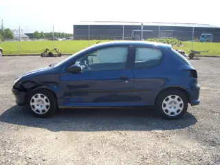 Peugeot 206 1,4 benzin Årg 2005