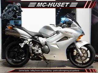 Honda VFR 800 F