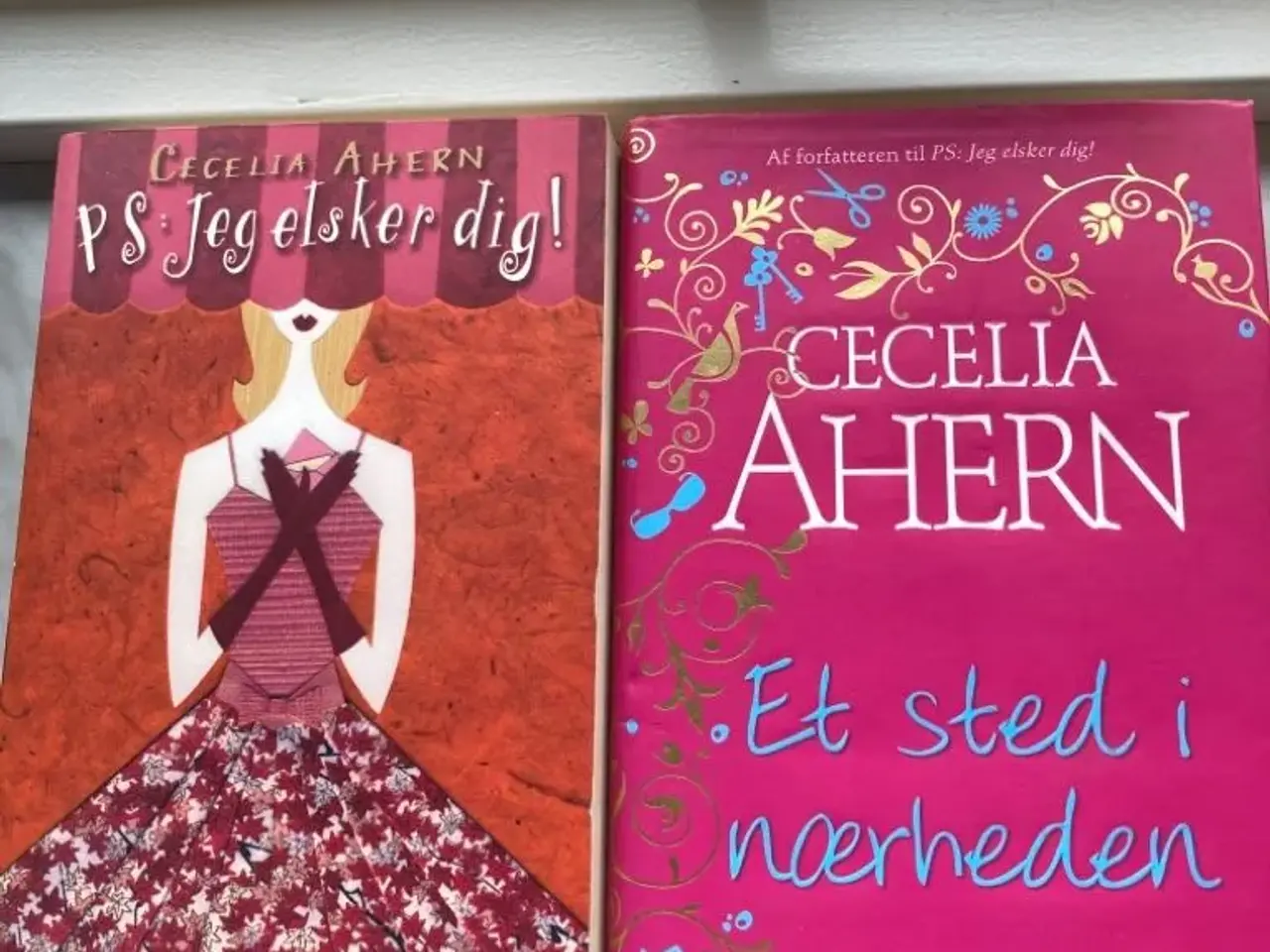 Billede 1 - P.s jeg elsker dig og et sted i nærheden