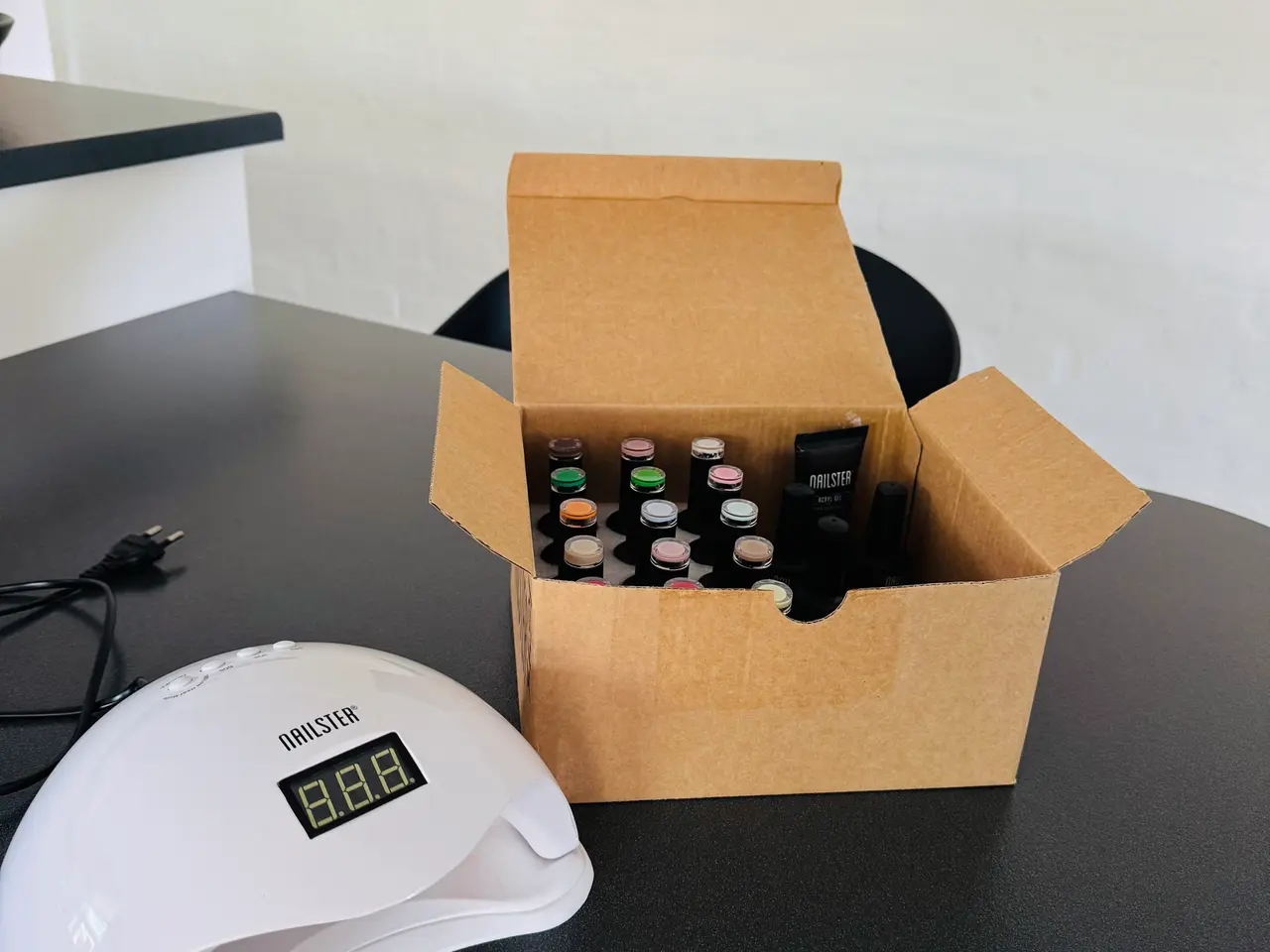 Billede 1 - Nailster UV lampe og produkter